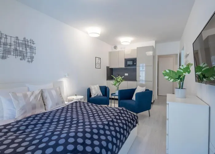 Modern In Authentic Area * ブダペスト