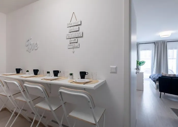 アパート Modern In Authentic Area