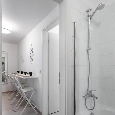 Apartman Modern In Authentic Area